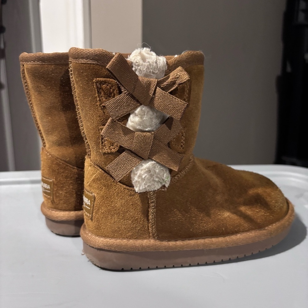 Chestnut Bow Suede Boots | Koolaburra by UGG Kids 8 - Picture 8 of 8